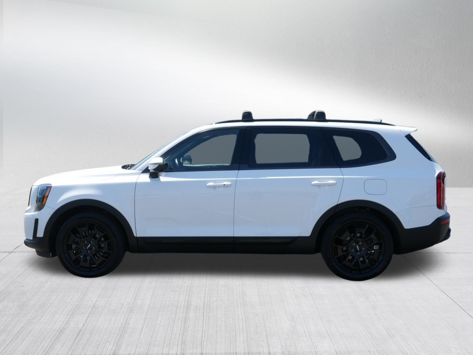 Certified 2022 Kia Telluride SX w/ SX Prestige Package AWD/4WD image 4