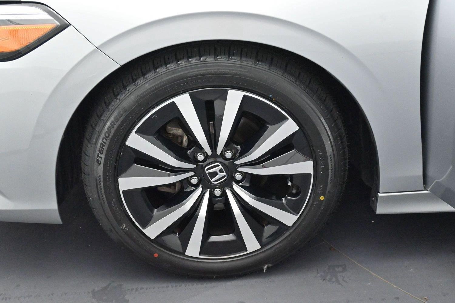 Used 2023 Honda Civic EX image 32