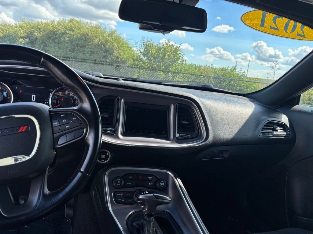Used 2021 Dodge Challenger SXT RWD image 21