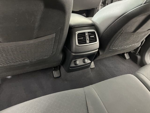 Used 2020 Kia Sorento LX image 41