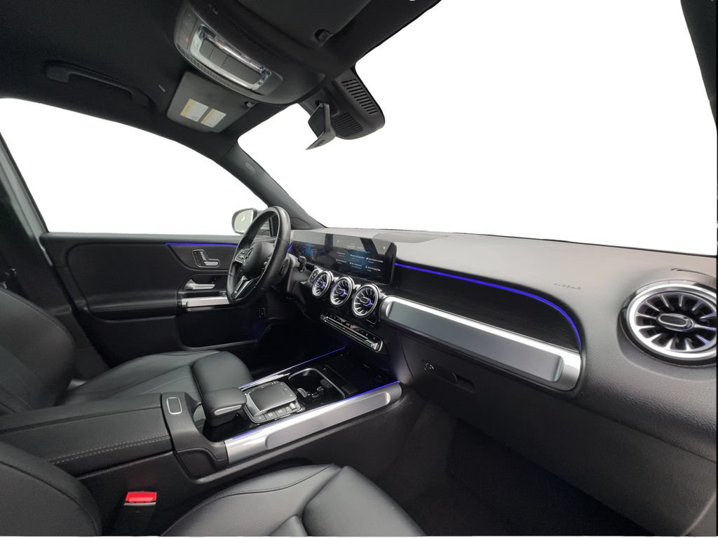 Used 2023 Mercedes-Benz EQB 300 4MATIC w/ Exclusive Package image 30