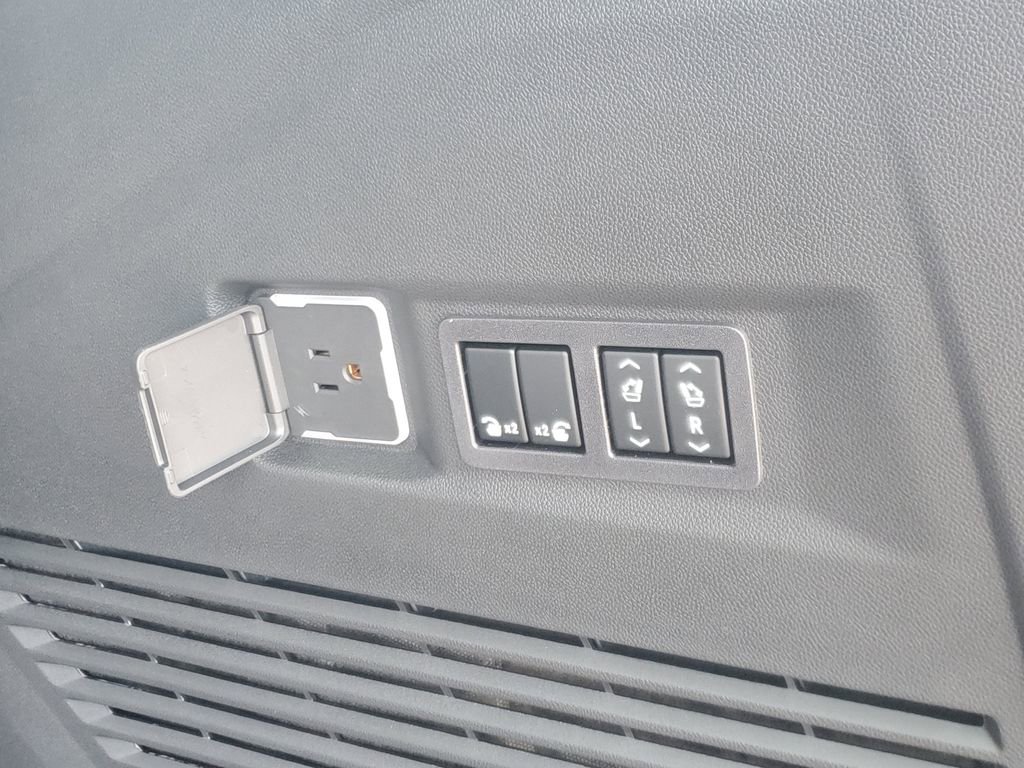 New 2026 Chevrolet Tahoe LT w/ Comfort Package image 7