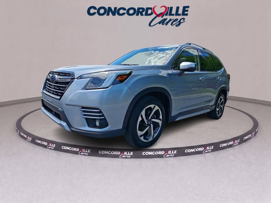 Used 2022 Subaru Forester Touring AWD/4WD image 3
