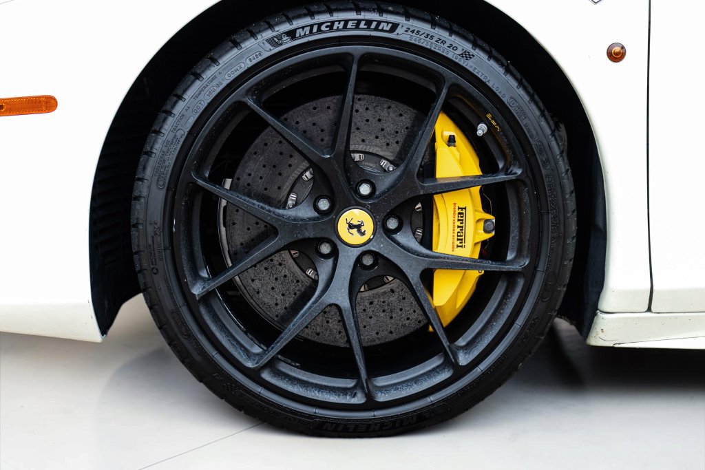 Used 2014 Ferrari 458 Spider RWD image 61