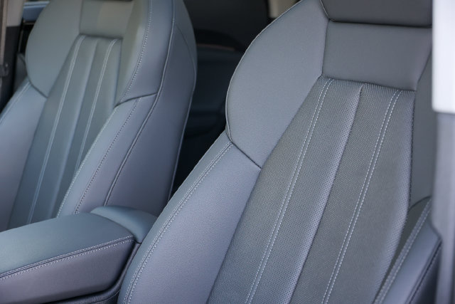 Certified 2025 Audi Q5 Premium Plus AWD/4WD image 32
