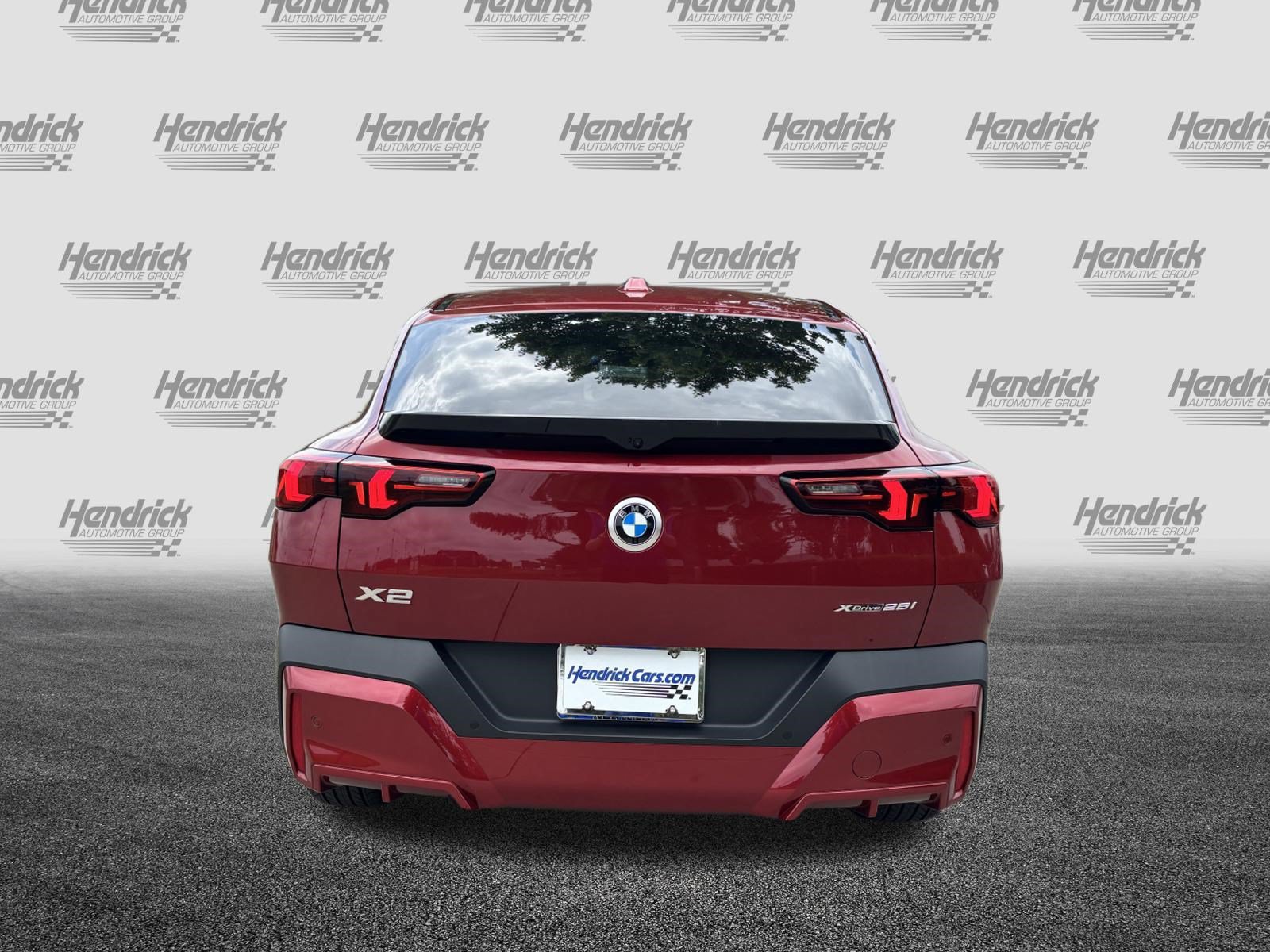 Certified 2025 BMW X2 xDrive28i AWD/4WD image 9