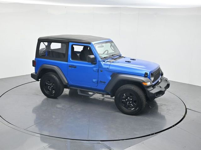 Used 2025 Jeep Wrangler Sport AWD/4WD image 39