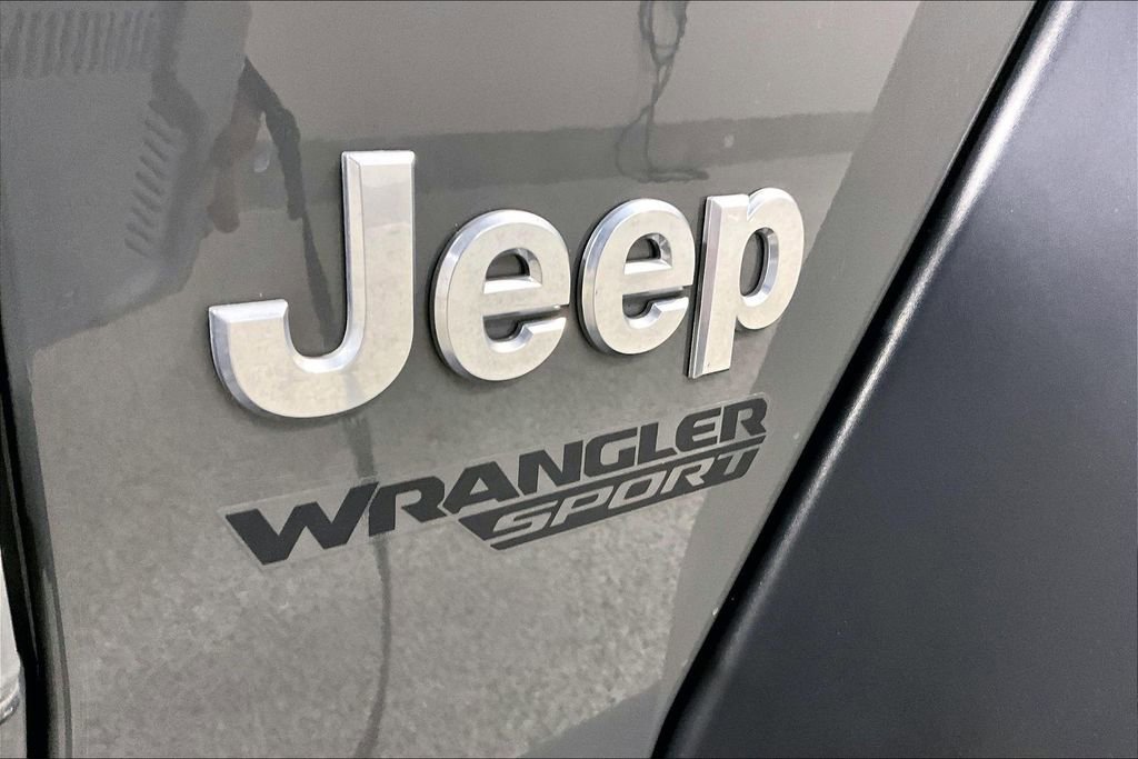 Used 2019 Jeep Wrangler Sport S image 24