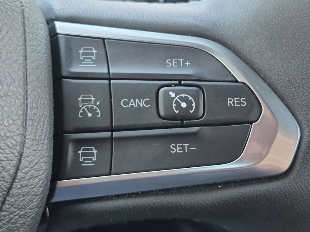 Used 2024 Jeep Compass Limited AWD/4WD image 19