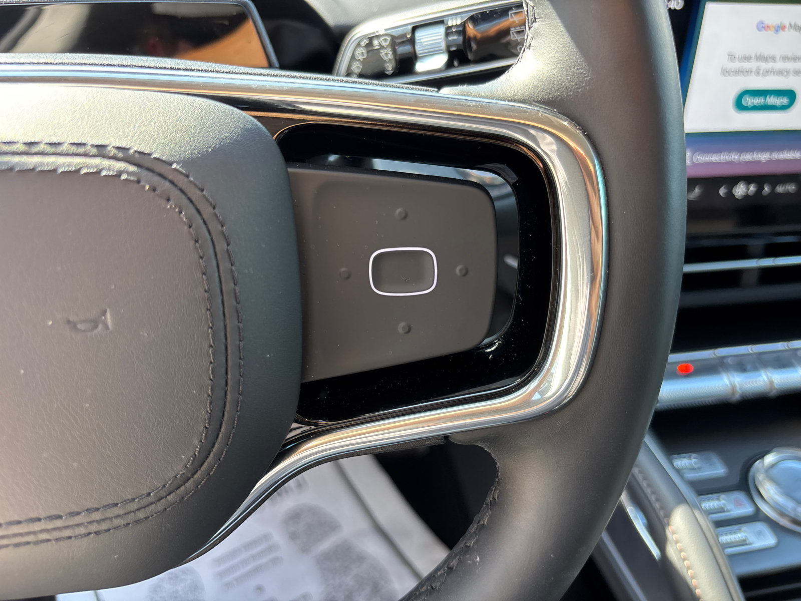 New 2026 Lincoln Nautilus Premier AWD/4WD image 18
