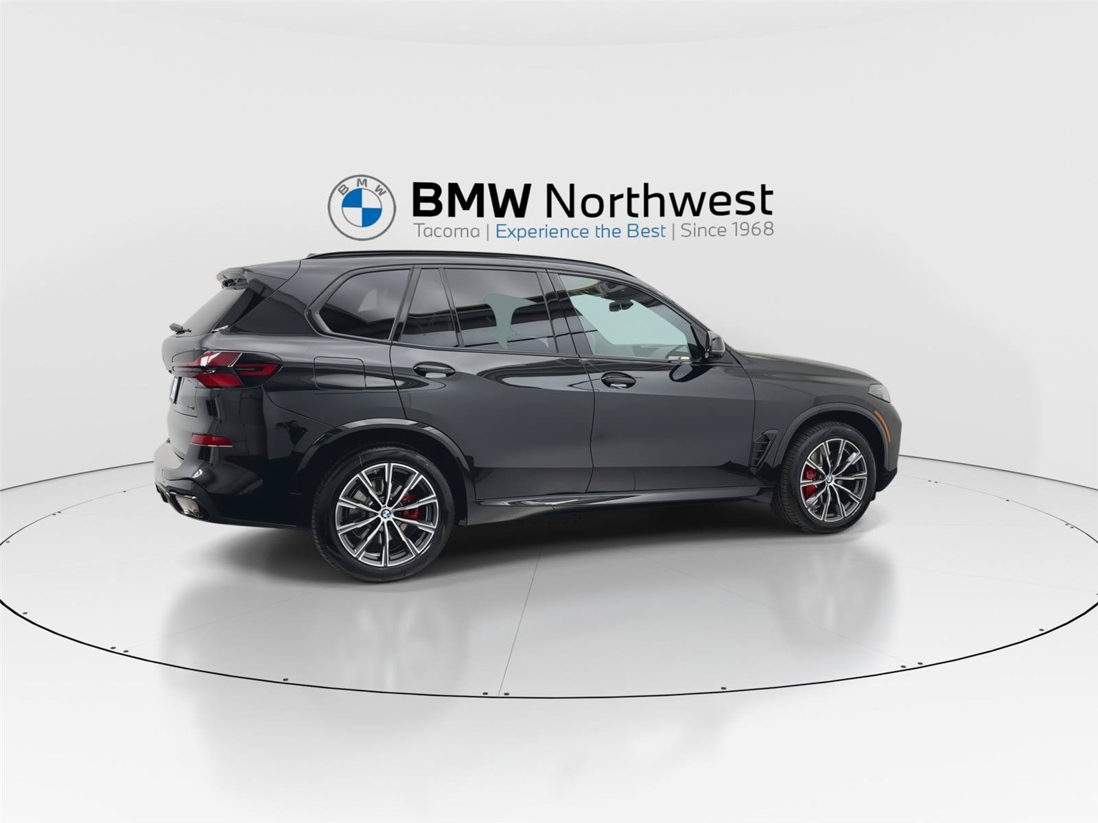New 2026 BMW X5 xDrive40i w/ M Sport Package AWD/4WD image 4