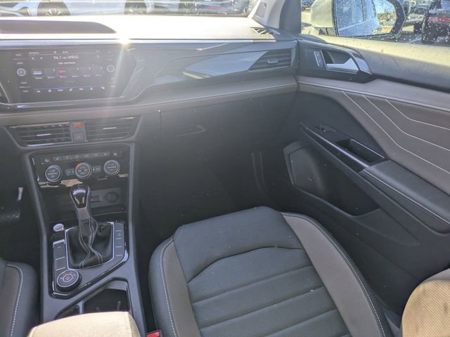 Certified 2024 Volkswagen Taos SEL image 17