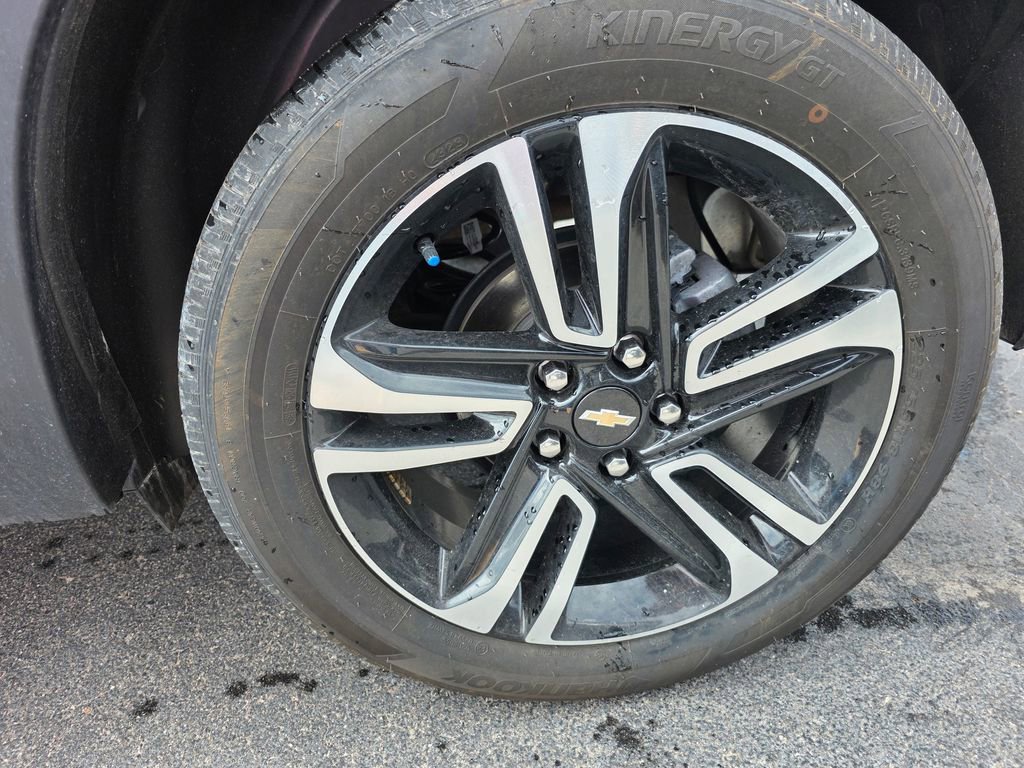 Used 2023 Chevrolet TrailBlazer LT FWD image 9