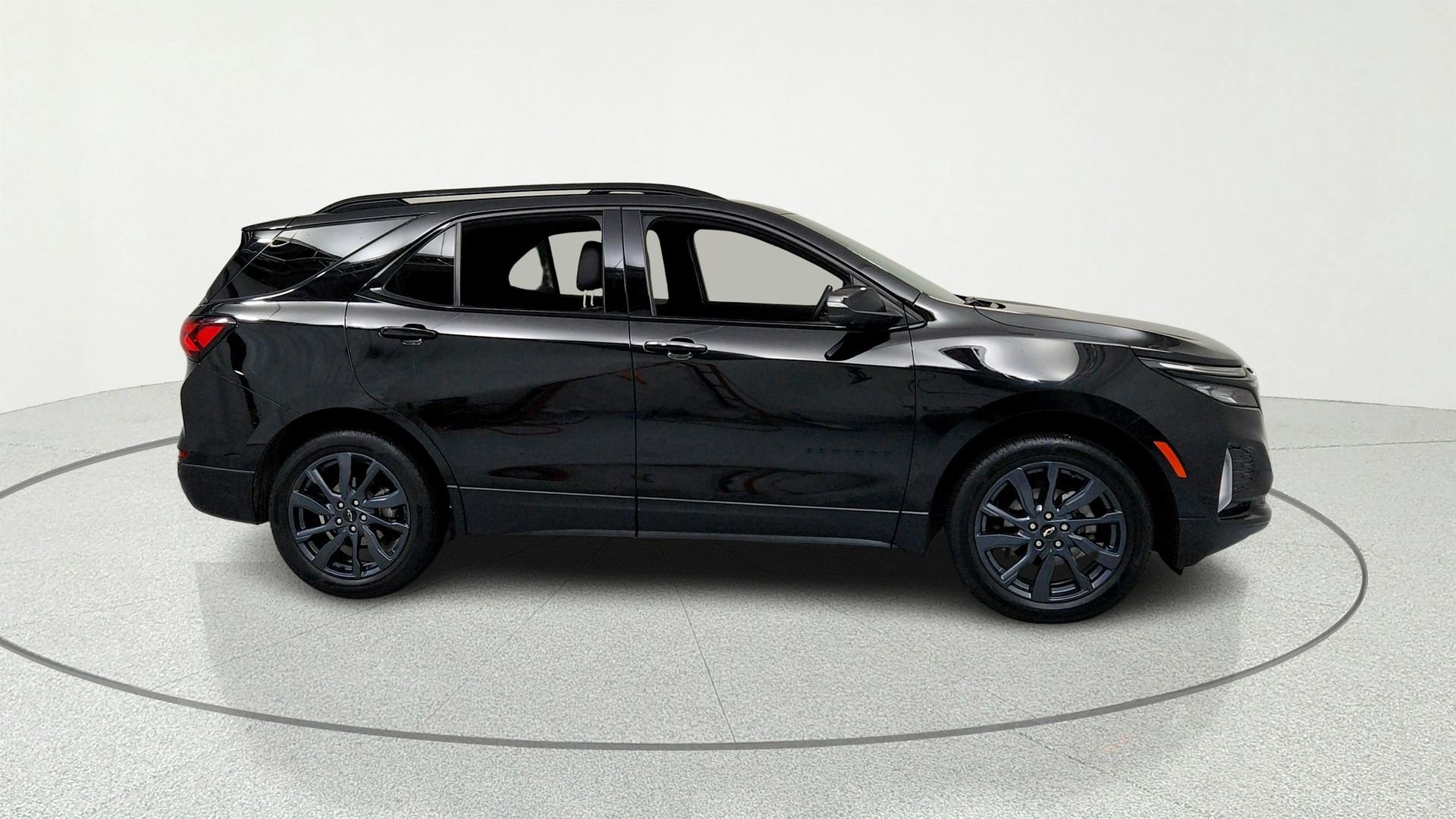 Used 2024 Chevrolet Equinox RS FWD image 6