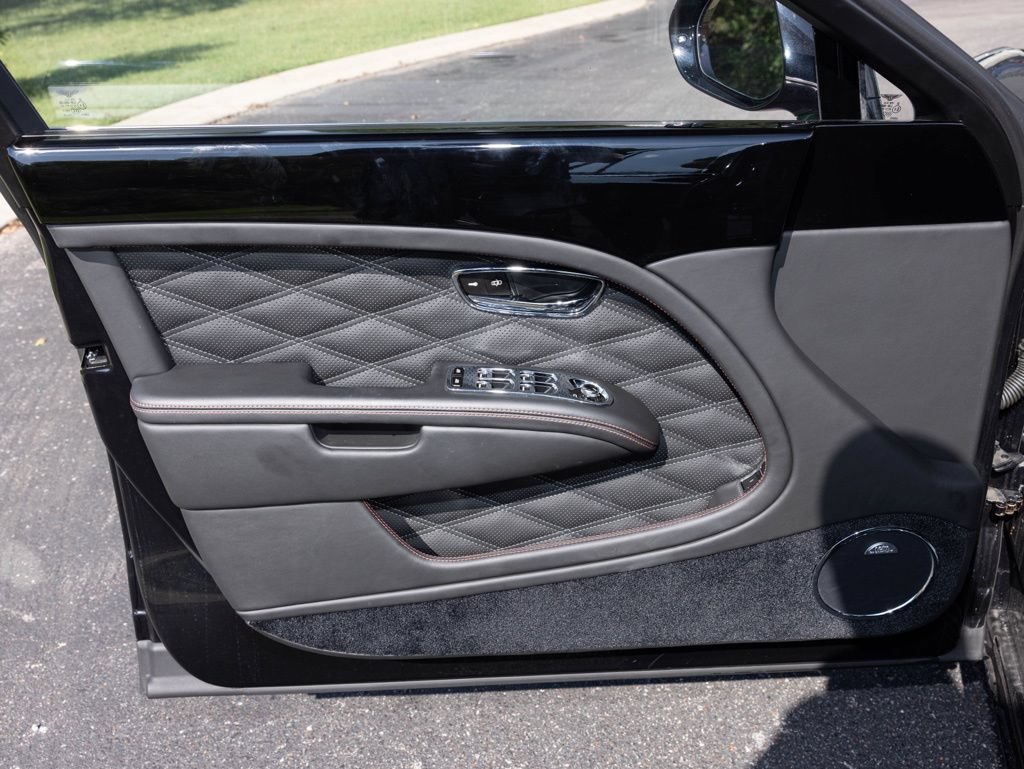 Used 2019 Bentley Mulsanne RWD image 20