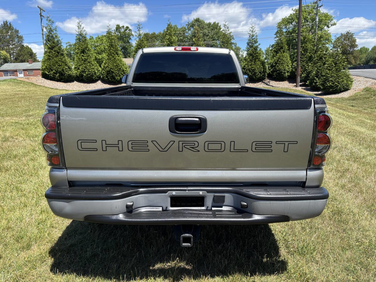 Used 2003 Chevrolet Silverado 1500 W/T AWD/4WD image 3