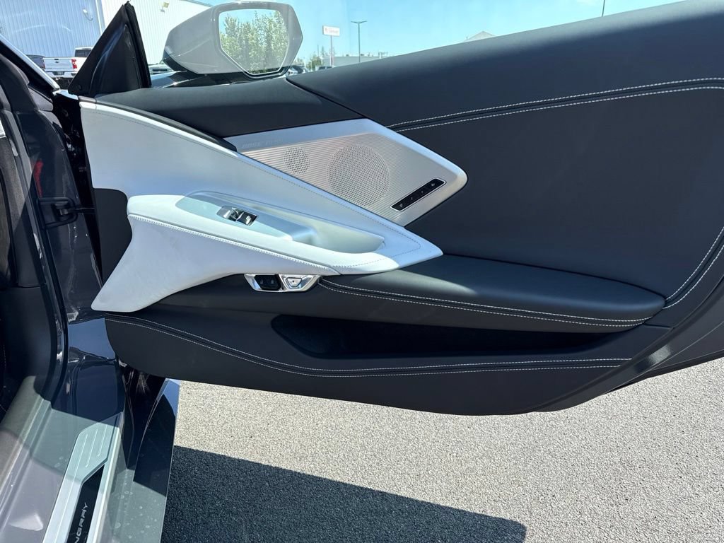 New 2027 Chevrolet Corvette Stingray Convertible w/ Z51 Performance Package RWD image 13