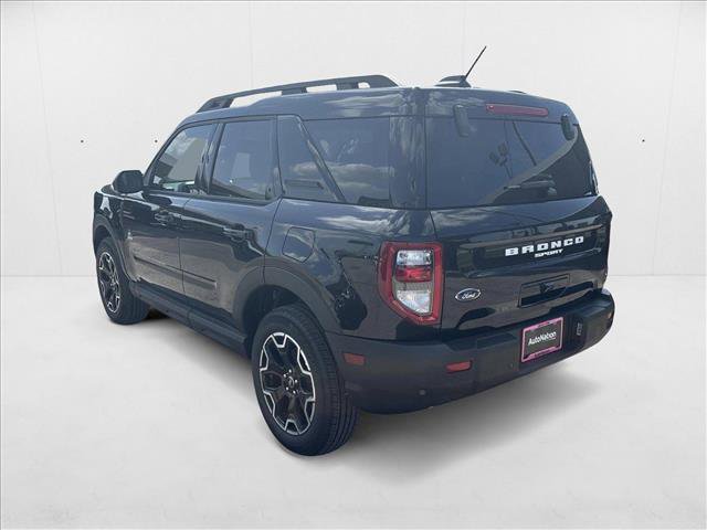 New 2025 Ford Bronco Sport Outer Banks image 3