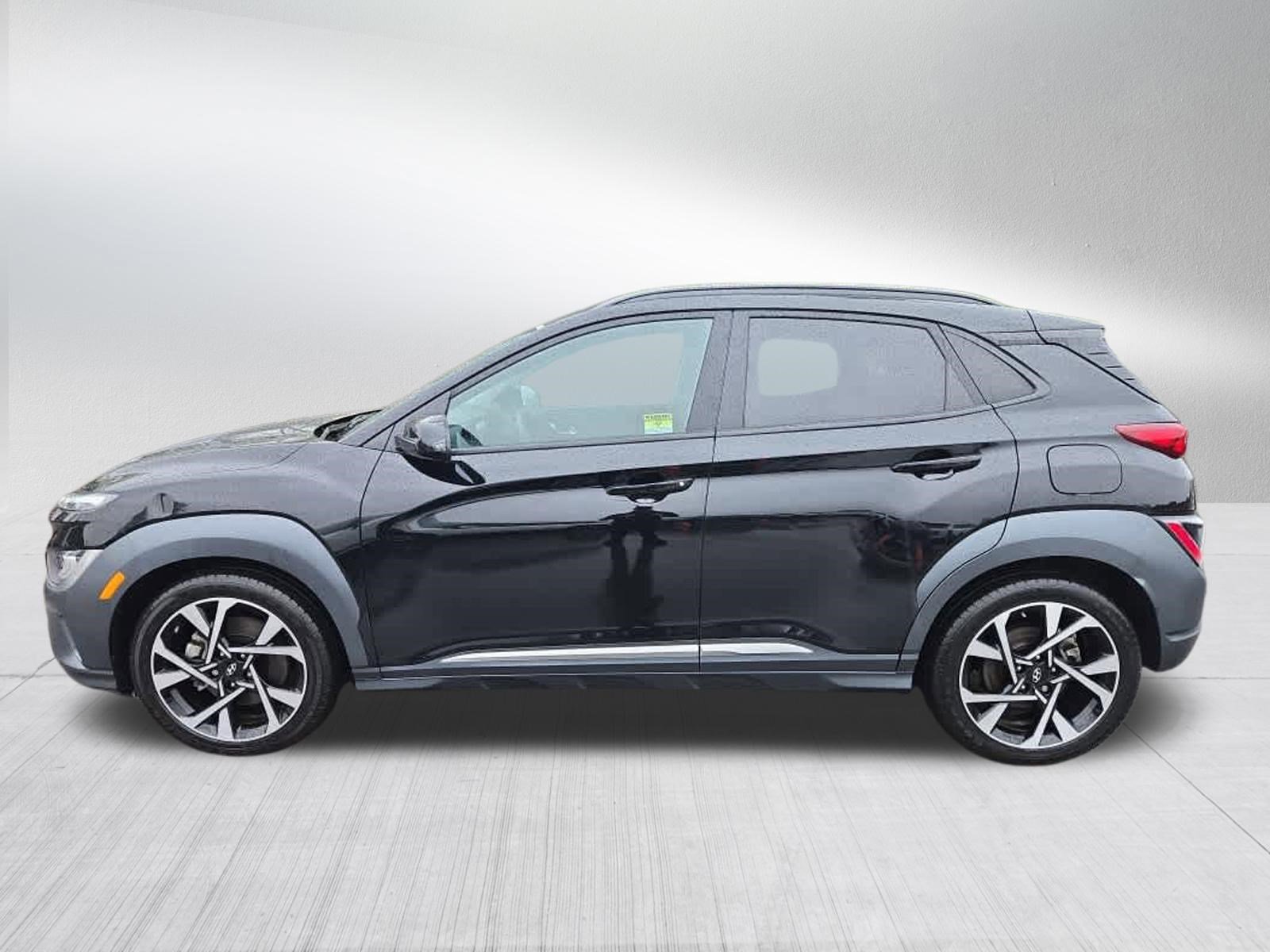 Used 2023 Hyundai Kona Limited w/ Cargo Package AWD/4WD image 6