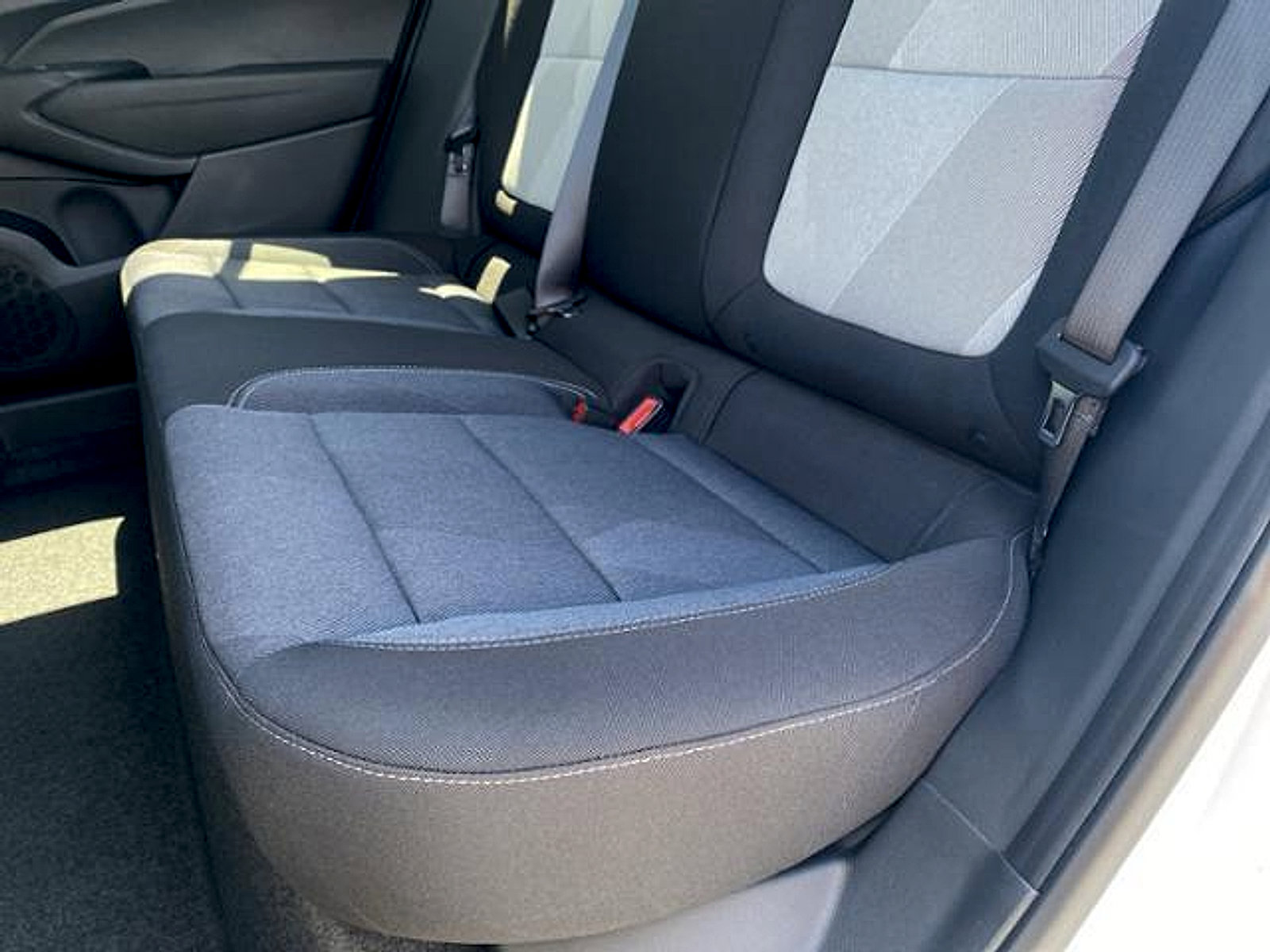 New 2026 Chevrolet Trax LS FWD image 32