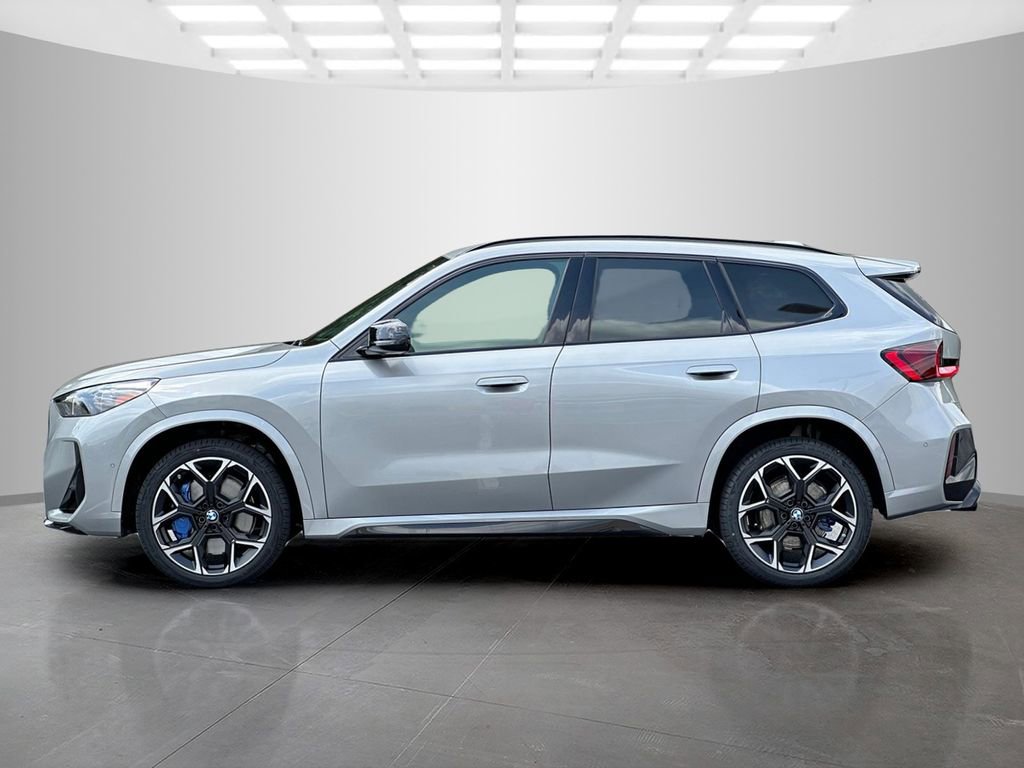 Used 2026 BMW X1 M35i w/ Convenience Package image 3