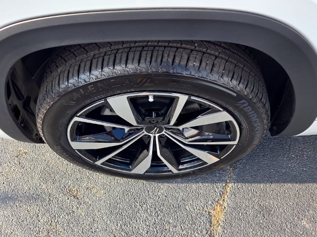 New 2026 Volkswagen Atlas Cross Sport SEL Premium R-Line AWD/4WD image 19