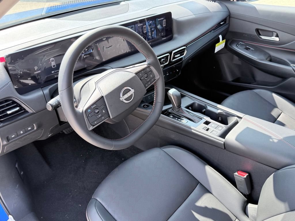 New 2026 Nissan Sentra SR w/ SR Premium Package FWD image 11
