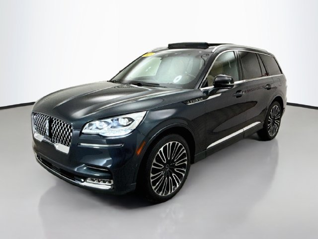 Used 2023 Lincoln Aviator Black Label w/ Dynamic Handling Package AWD/4WD image 3