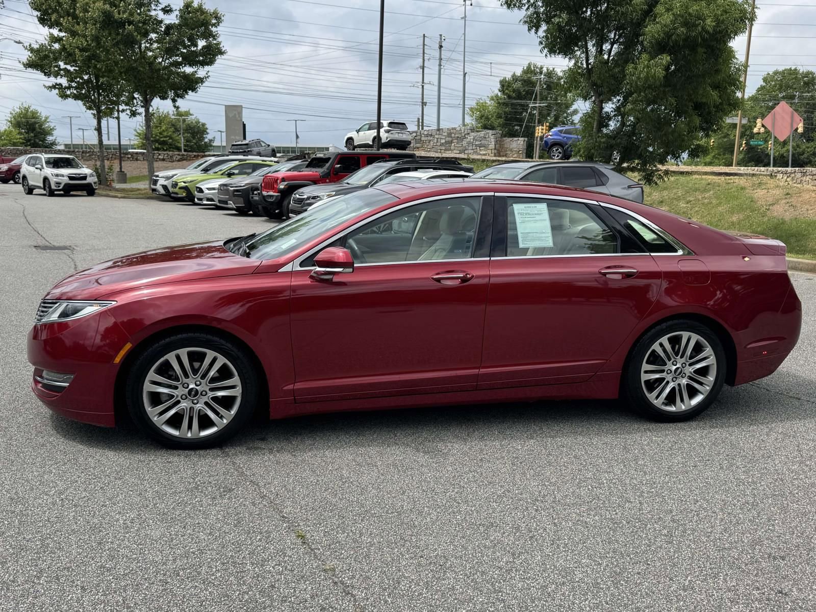 Used 2013 Lincoln MKZ Hybrid FWD image 4