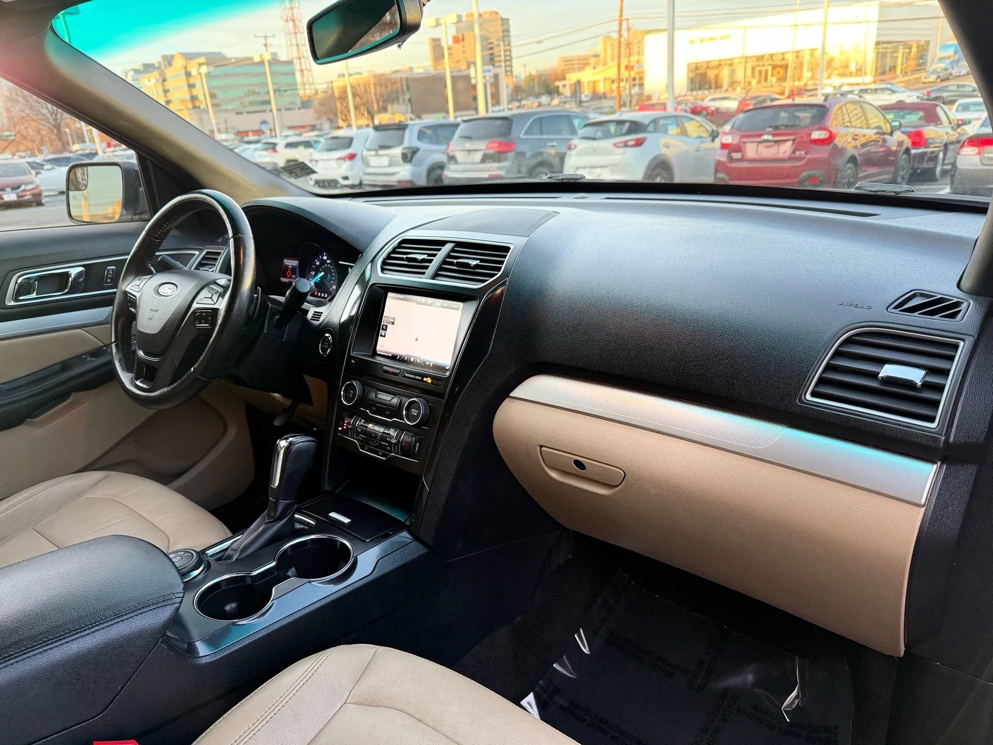 Used 2016 Ford Explorer XLT w/ Equipment Group 202A image 39