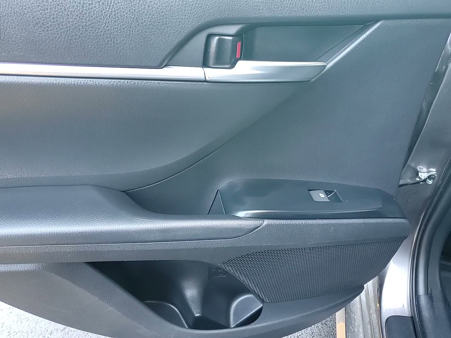 Certified 2020 Toyota Camry LE w/ Convenience Package image 15