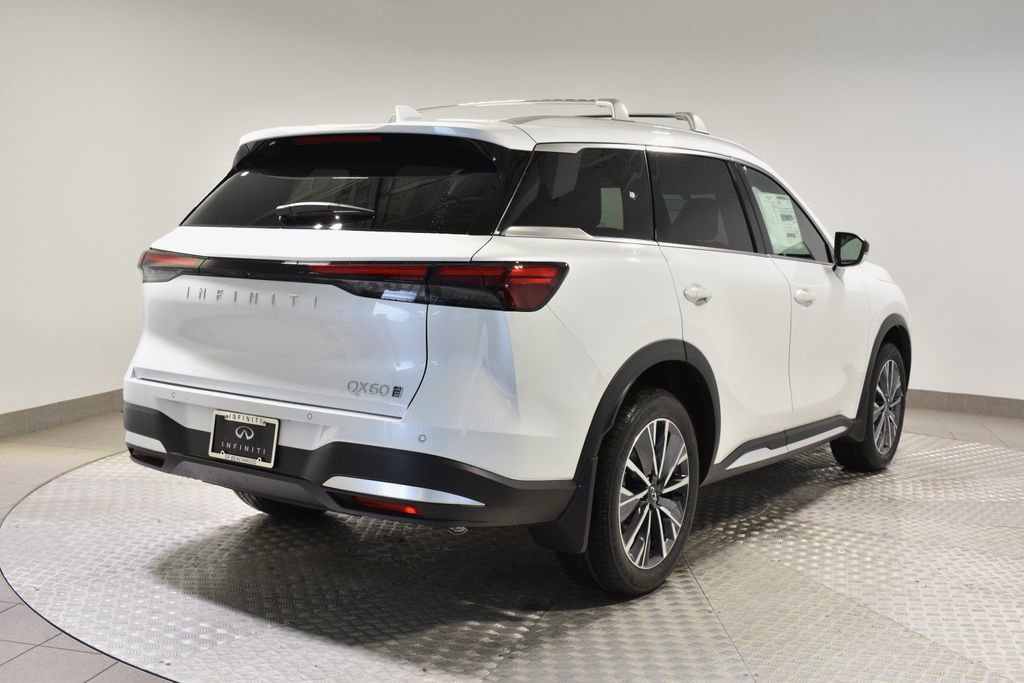 New 2026 INFINITI QX60 Luxe w/ Family Package image 3