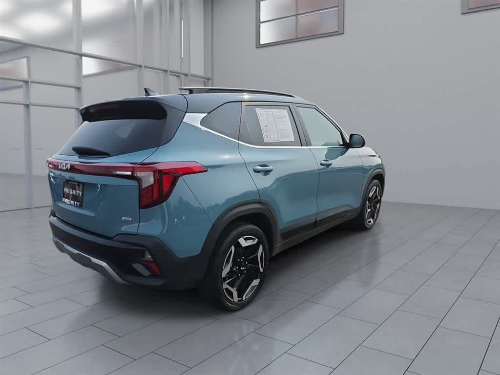 Used 2025 Kia Seltos SX AWD/4WD image 11