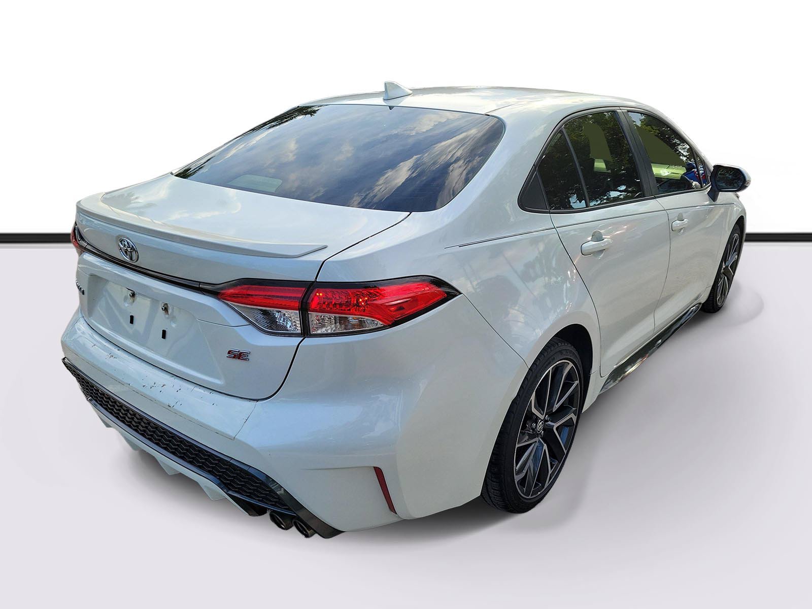 Used 2021 Toyota Corolla SE FWD image 4