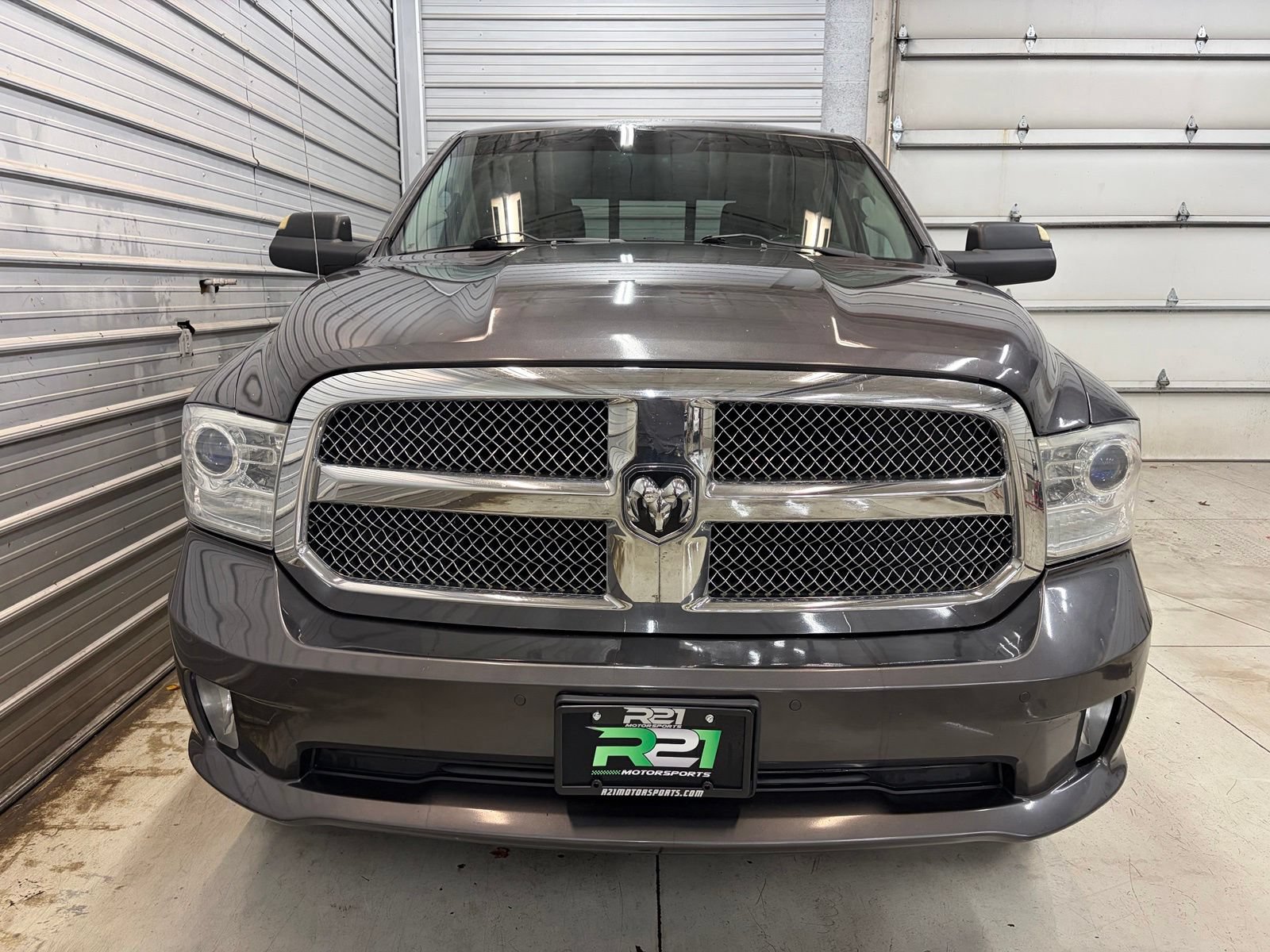 Used 2014 RAM 1500 Limited AWD/4WD image 2