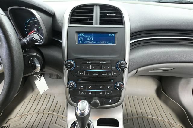 Used 2015 Chevrolet Malibu LS FWD image 25