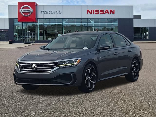 Used 2020 Volkswagen Passat 2.0T R-Line FWD image 3