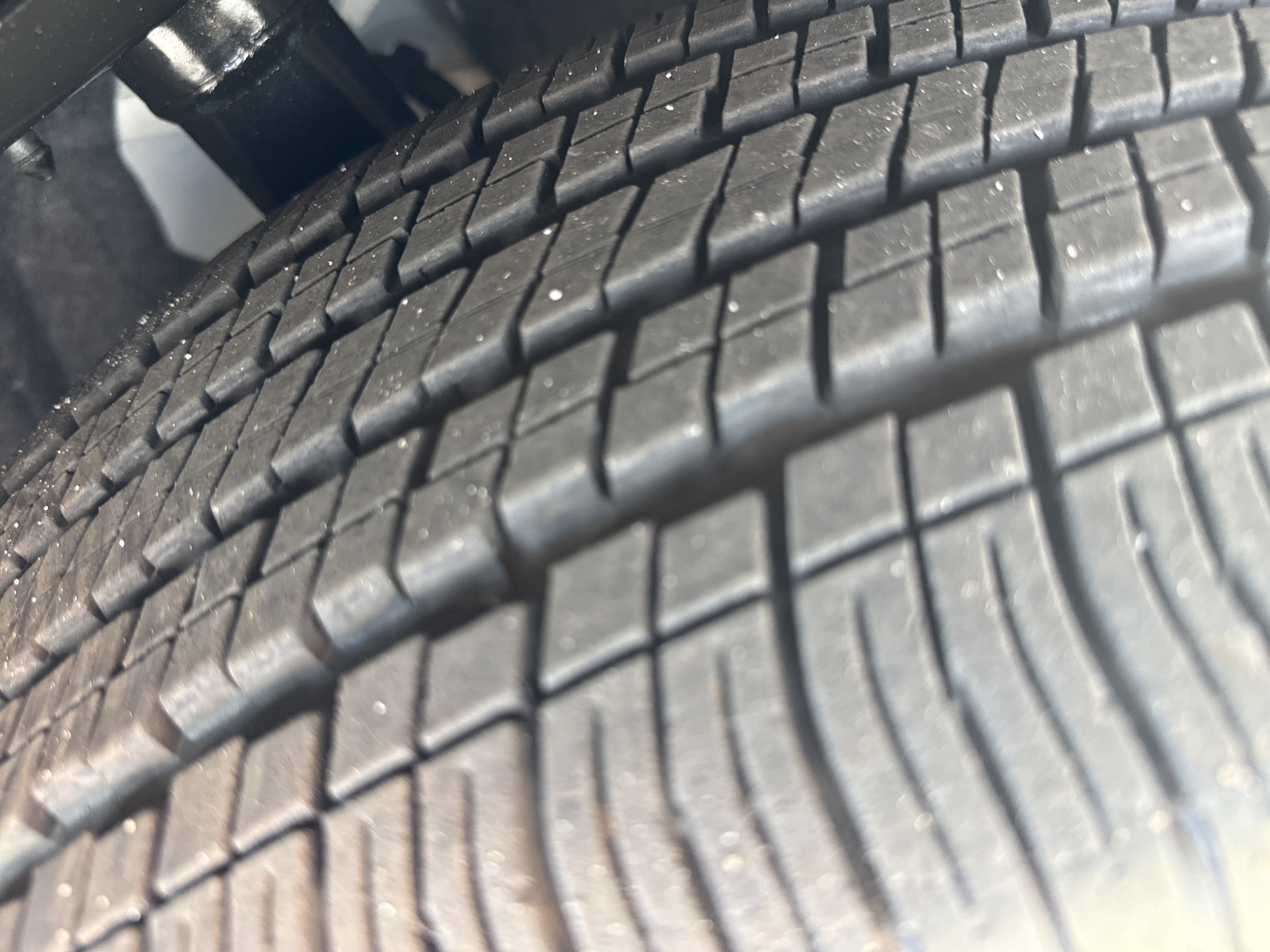 Used 2025 Chrysler Pacifica Select FWD image 11