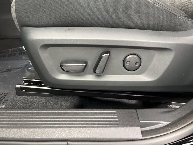 New 2026 Nissan Rogue SV w/ Cold Weather Package image 31