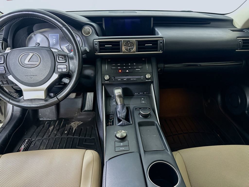 Used 2017 Lexus IS 200t w/ Premium Package image 18