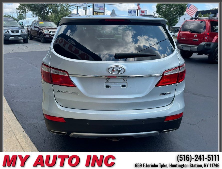 Used 2015 Hyundai Santa Fe GLS w/ Option Group 03 AWD/4WD image 5
