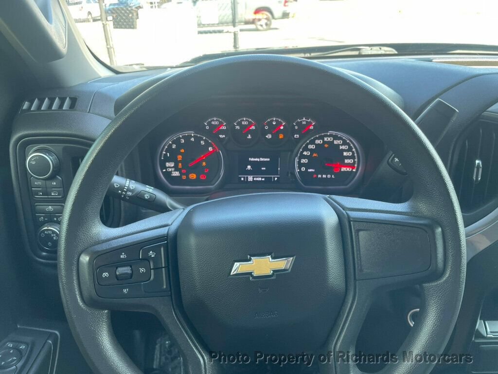 Used 2022 Chevrolet Silverado 1500 Custom AWD/4WD image 11
