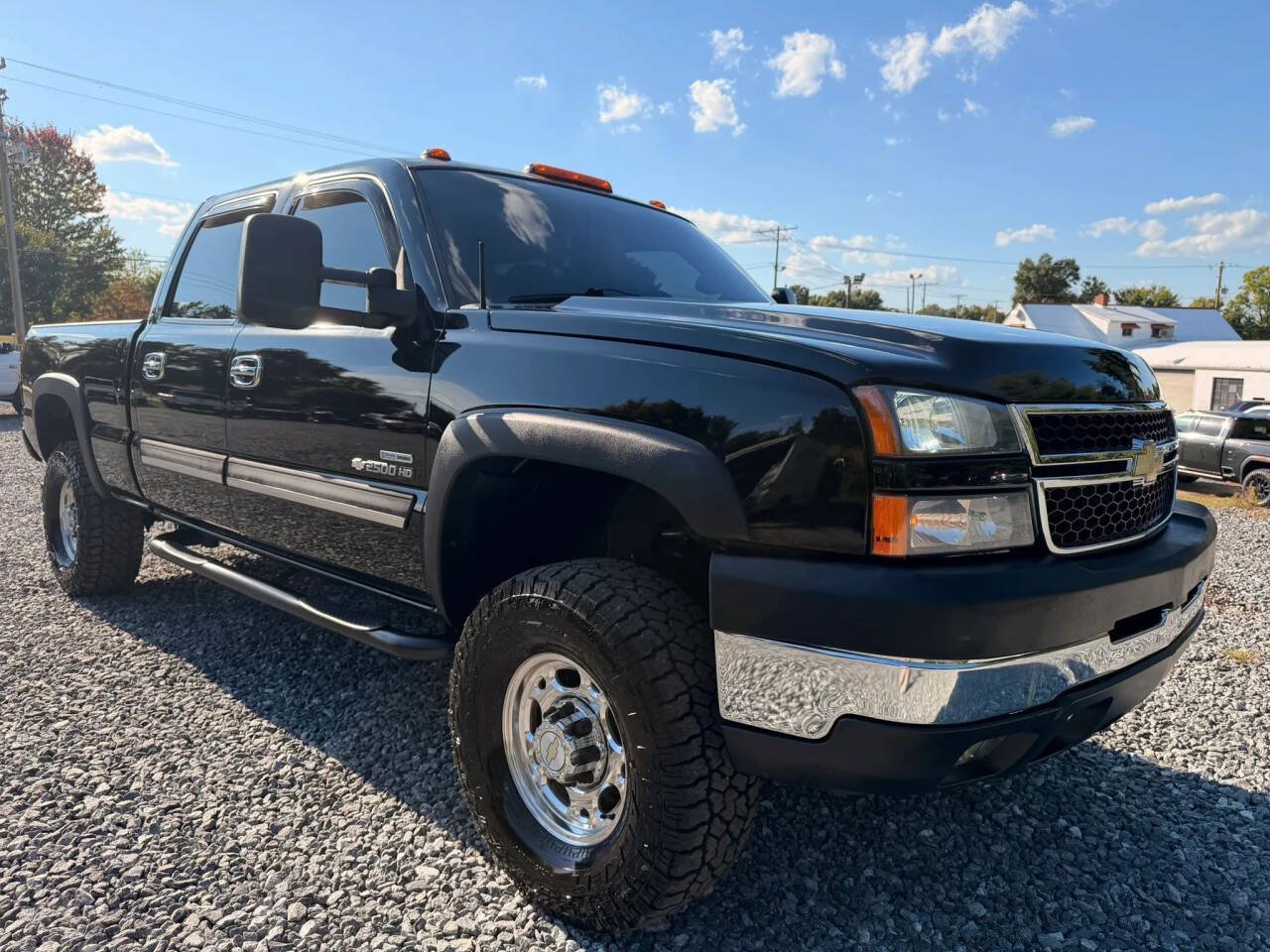 Used 2007 Chevrolet Silverado 2500 LT w/ Heavy-Duty Power Package AWD/4WD image 1