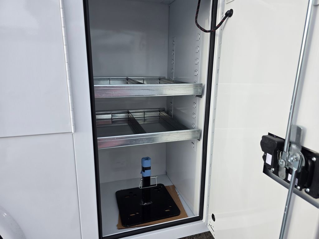 New 2026 Ford F550 4x4 Supercab Super Duty image 39