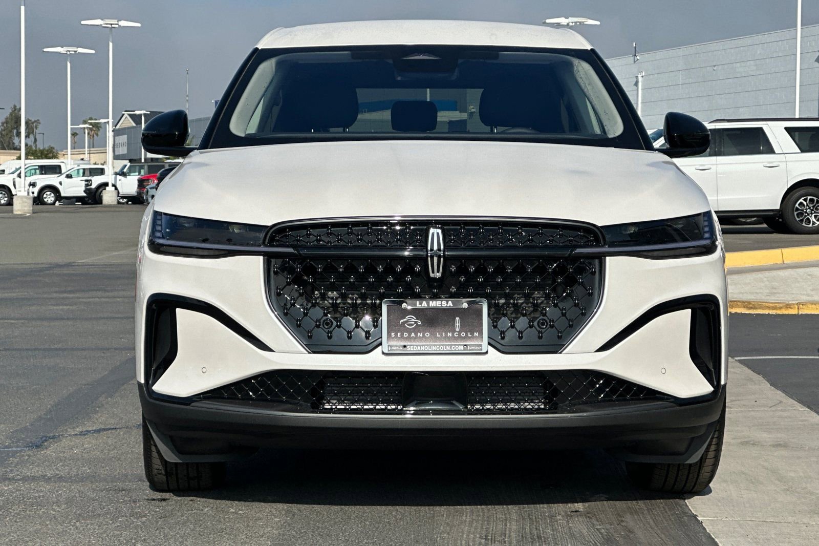 New 2026 Lincoln Nautilus Premier w/ Jet Appearance Package image 8