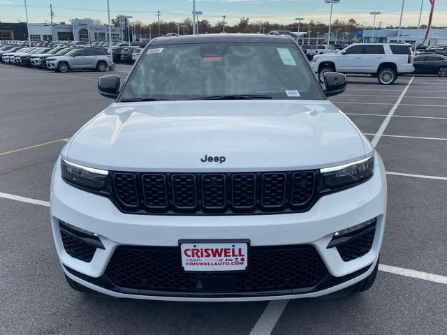 New 2025 Jeep Grand Cherokee Summit w/ Adv Protech Group IV AWD/4WD image 10