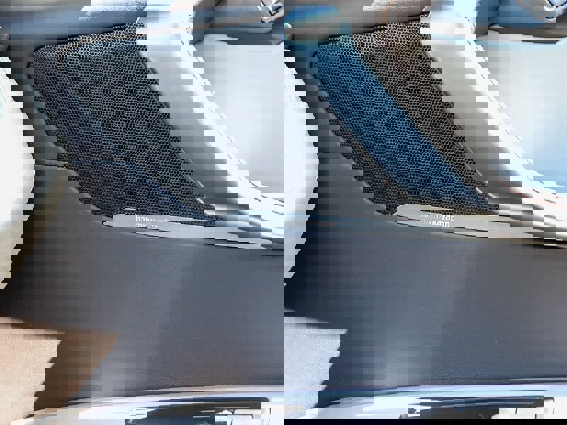 Used 2017 BMW i8 image 35