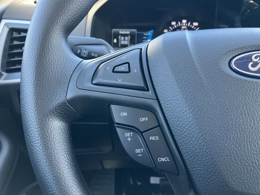 New 2024 Ford Edge SE w/ Black Appearance Package image 10