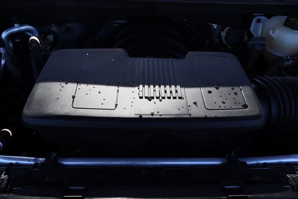 Used 2023 Chevrolet Suburban Z71 w/ Luxury Package image 35