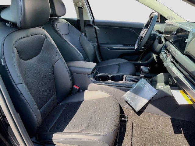 New 2026 Kia K4 EX FWD image 25